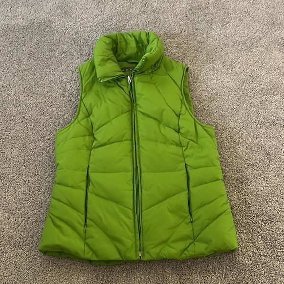 Kenneth Cole Reaction Apple Green Puffer Vest Sm… - Picture 3 of 3